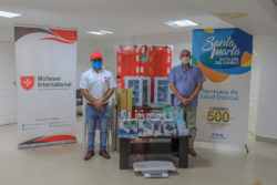 Medical equipment donation to the Santa Marta Municipal Health Department included spinal boards, first-aid kits, scales, glucometers, stethoscopes, blood pressure monitors, measuring rods and plastic chairsspinal boards, first-aid kits, scales, glucometers, stethoscopes, blood pressure monitors, measuring rods and plastic chairs among others. 