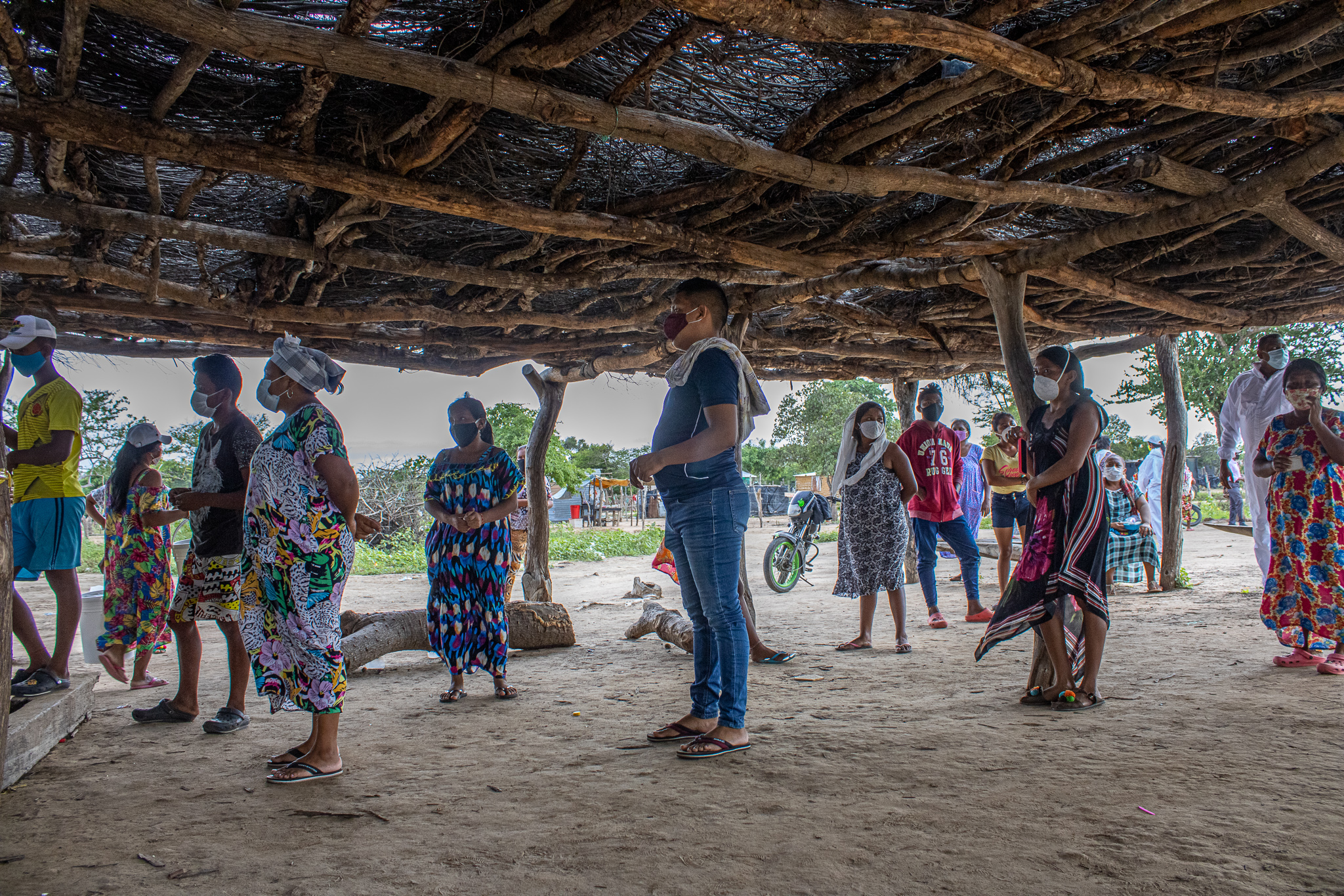 Malteser International and USAID partnered to distribute 1,300 hygiene kits to Wayuu households in La Guajira.